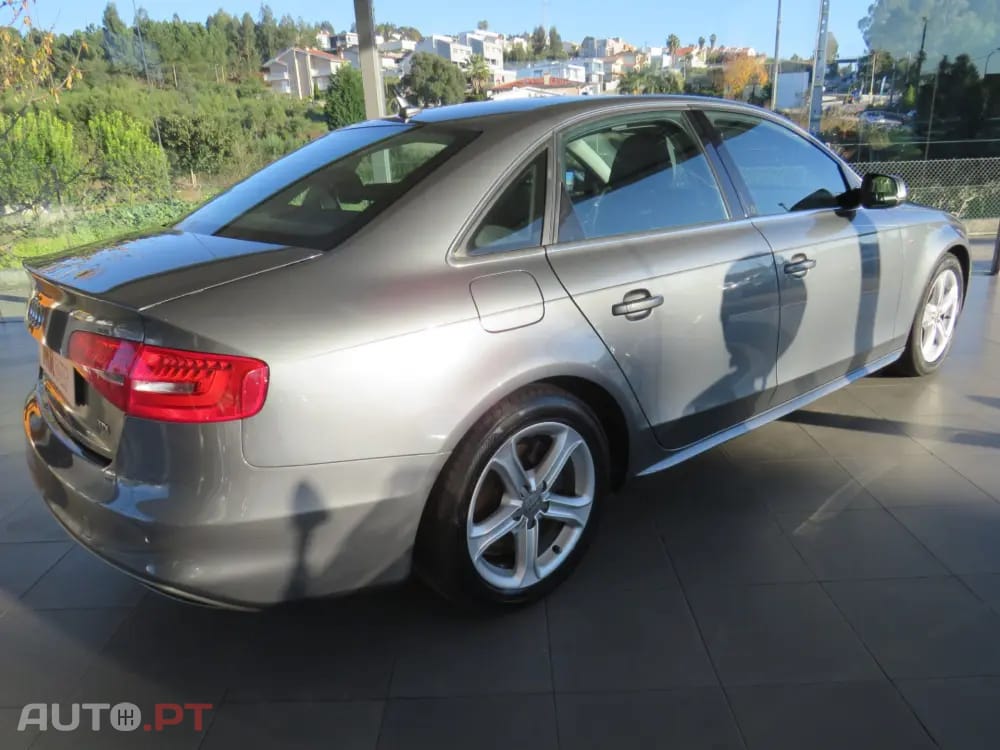 Audi A4 2.0 TDI SPORT