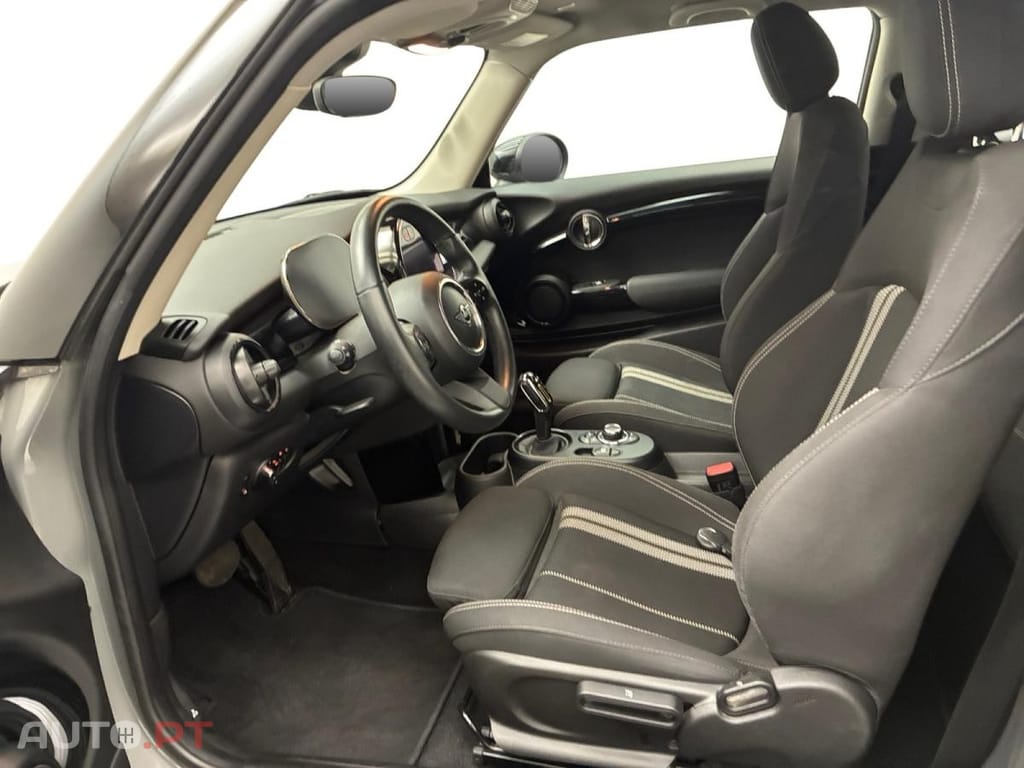 MINI Electric Cooper SE Premium Edition
