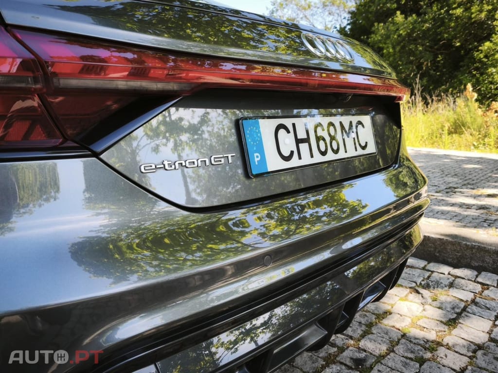 Audi E-Tron GT quattro