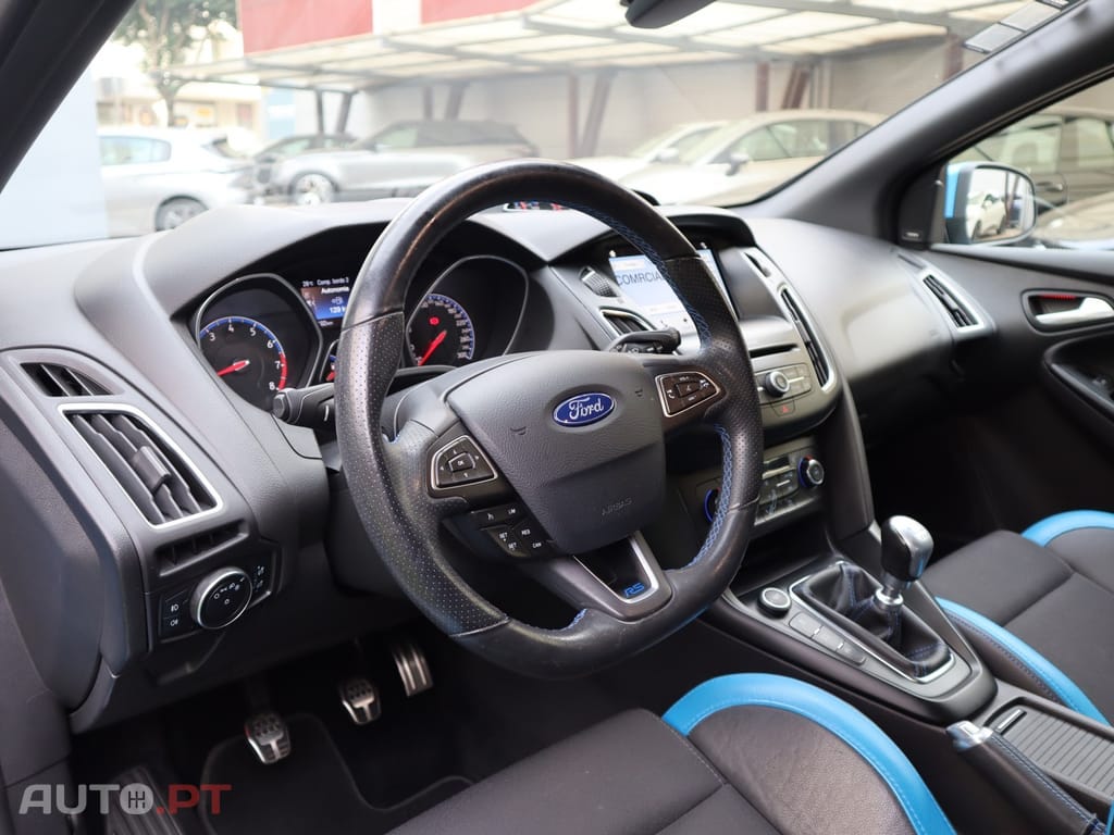 Ford Focus 2.3 EcoBoost RS Pack Performance