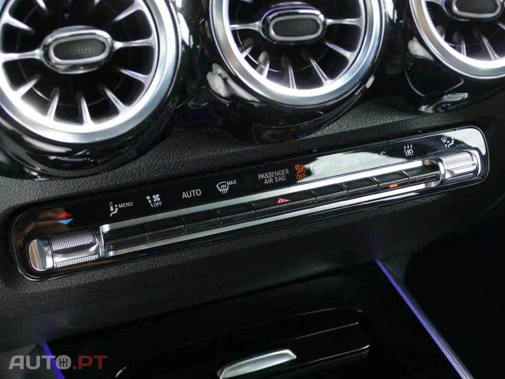 Mercedes-Benz EQB 300 4Matic Progressive