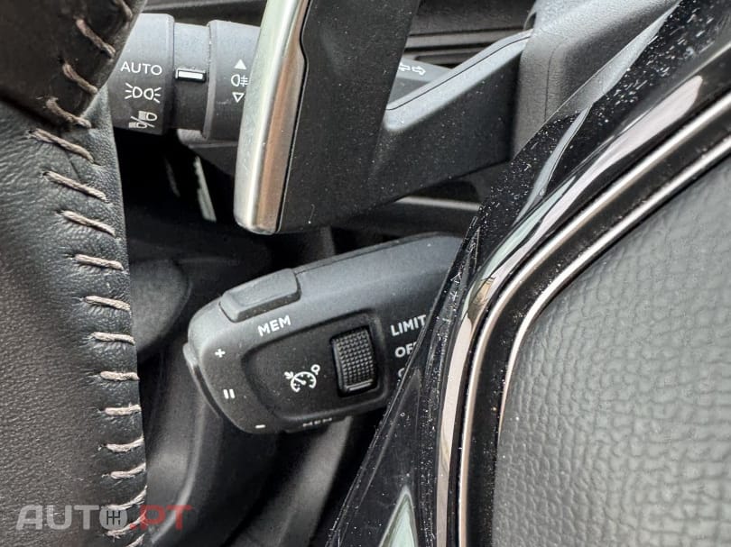 Peugeot 3008 1.2 PureTech Allure EAT8