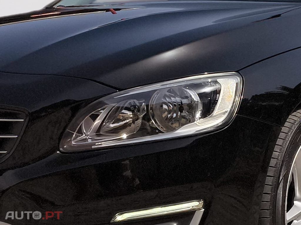 Volvo V60 2.4 D6 Twin Engine Hibrido Plug-In