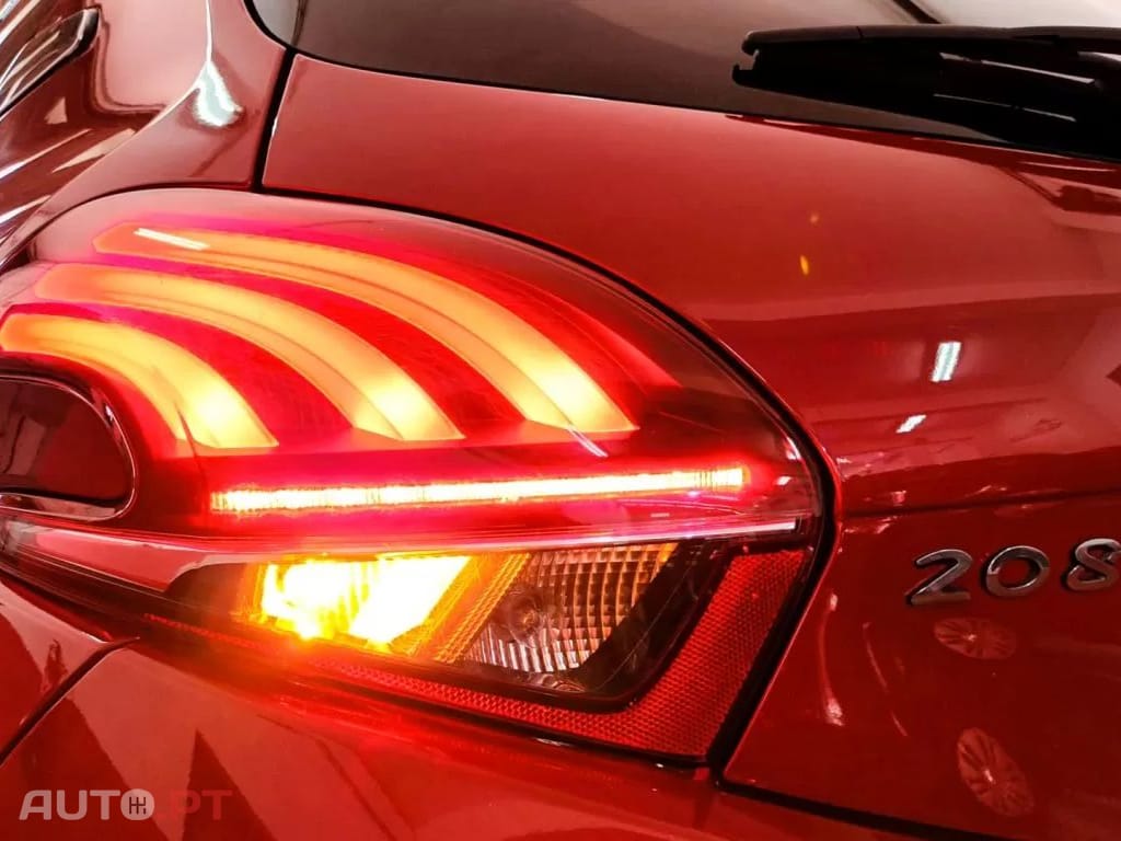 Peugeot 208 1.2 PureTech GT Line