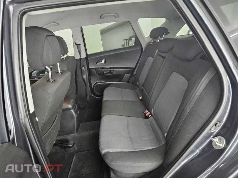 Kia Ceed SW 1.4 CVVT EX ISG