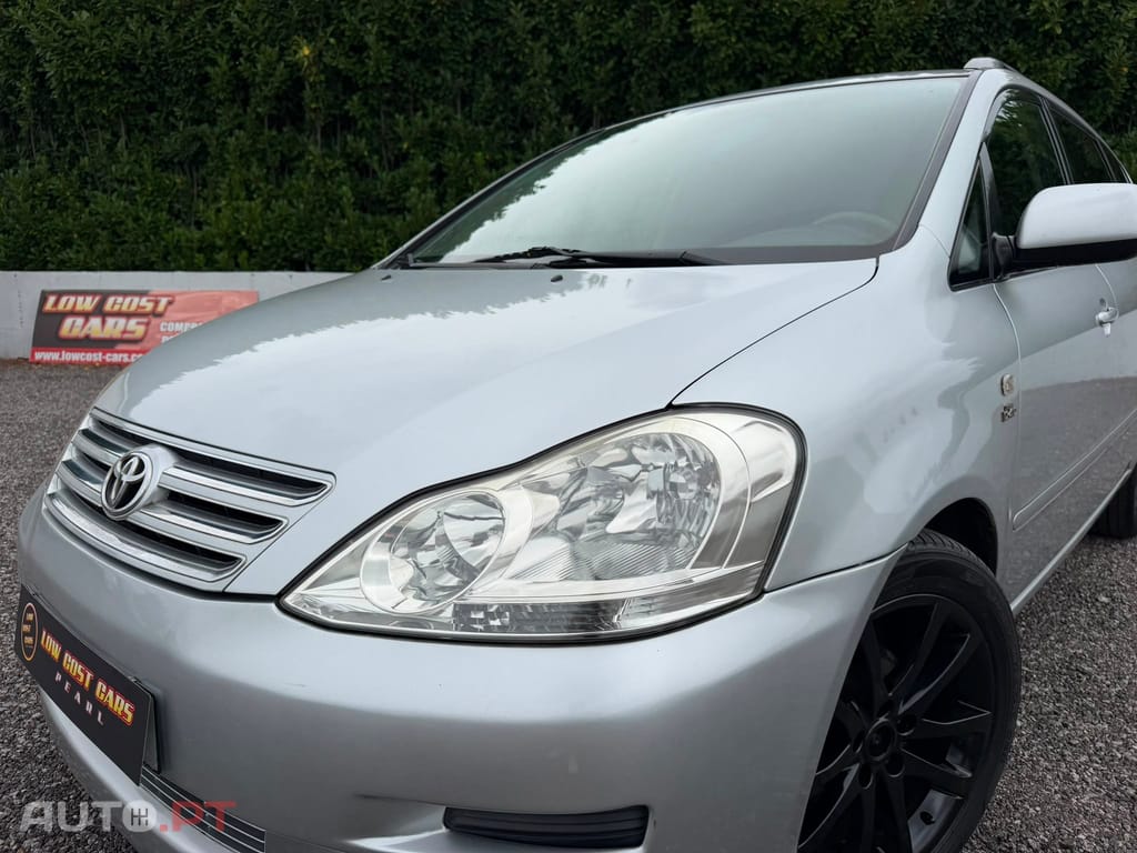 Toyota Avensis Verso 2.0 D-4D