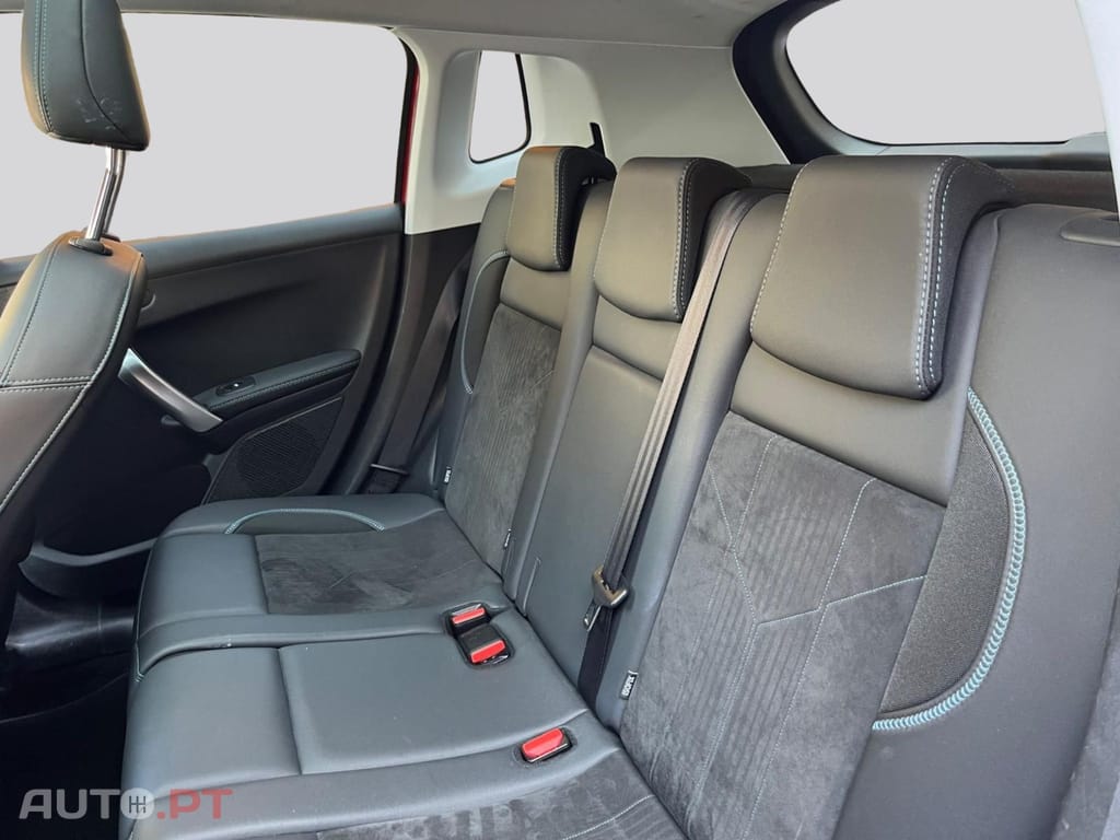 Peugeot 2008  1.2 PureTech Crossway