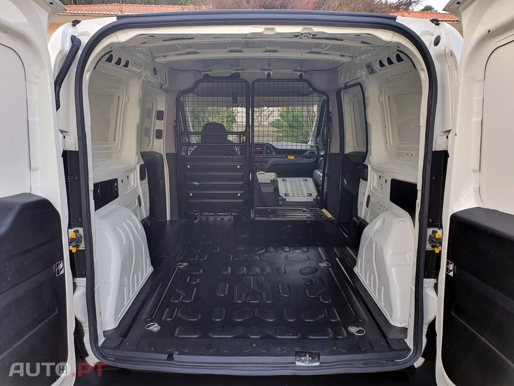 Fiat Doblo Cargo 1.6 MultiJet Maxi SX