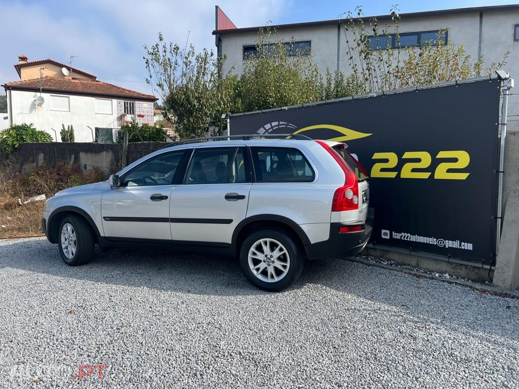 Volvo XC90 2.4 D5 5L Nivel 2 Auto.