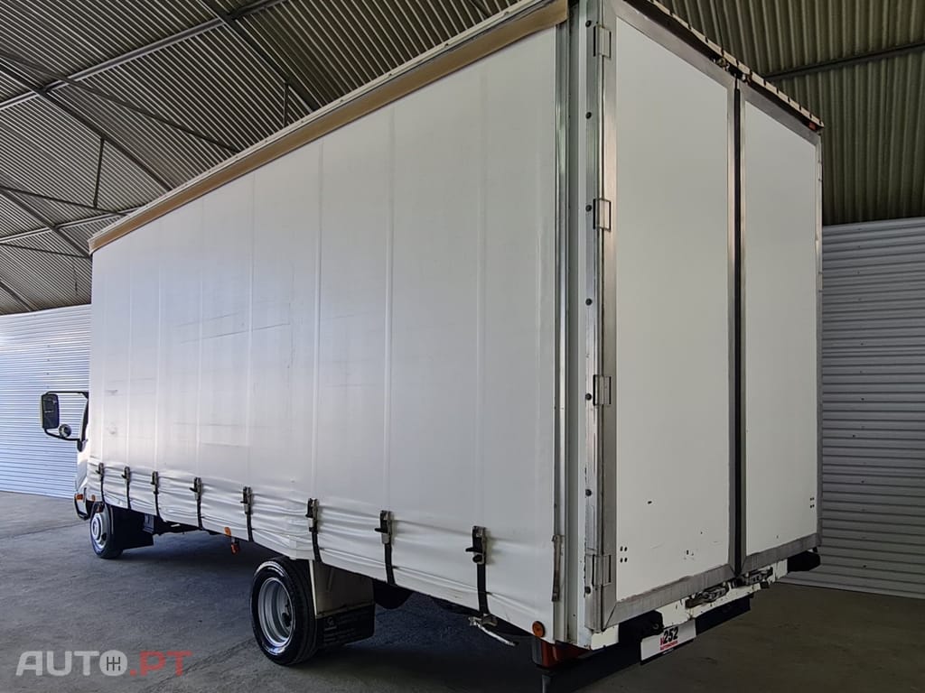 Toyota Dyna Contentor Lona Tipo TIR