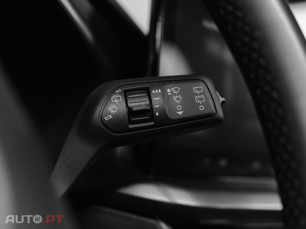 Ford Focus 1.0 EcoBoost MHEV Active