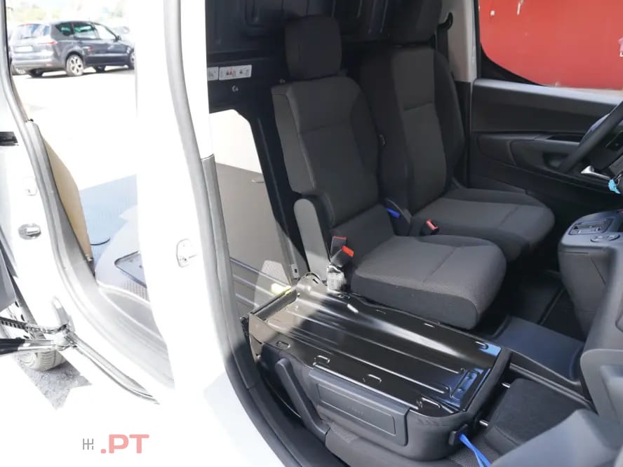 Citroen Berlingo M 130 EAT8 MAX