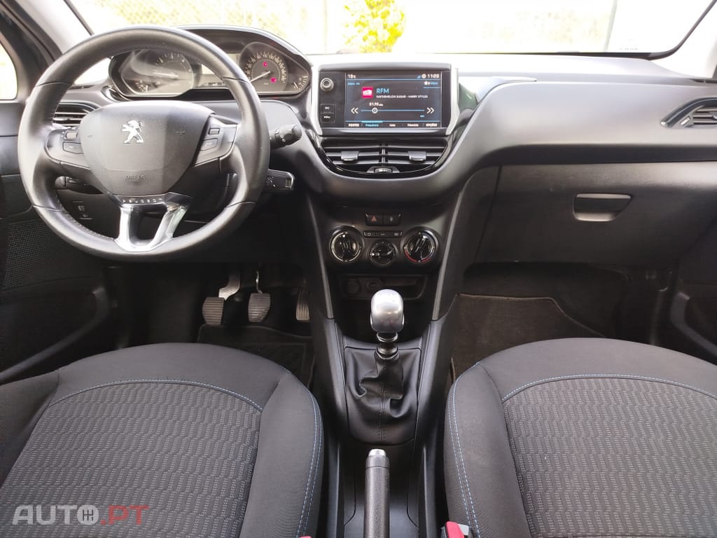 Peugeot 208 1.5 BlueHDi Signature