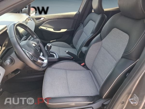 Renault Clio TCe 100 Bi-Fuel Techno