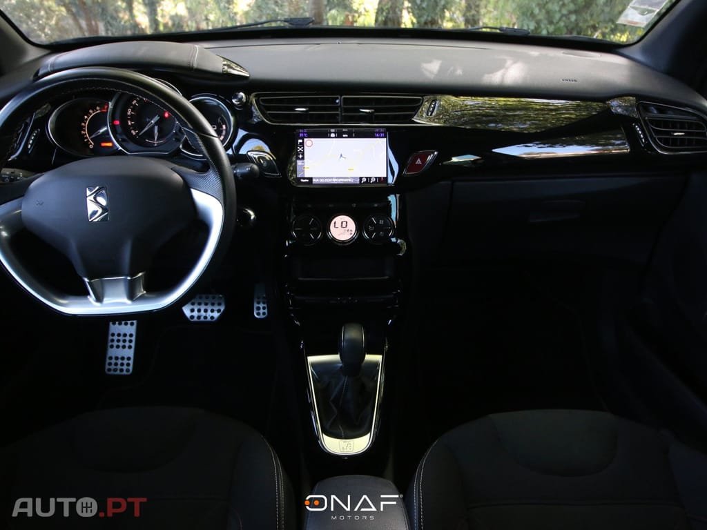 DS DS3 PureTech 110 Start & Stop EAT6 PERFORMANCE LINE
