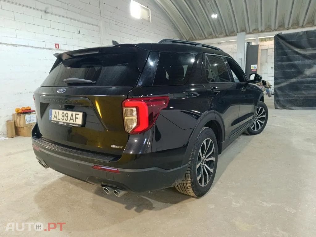 Ford Explorer 3.0 EcoBoost PHEV ST-Line