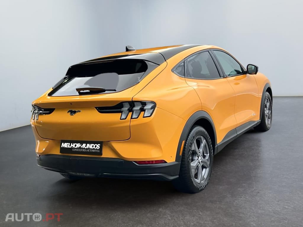 Ford Mustang Mach-E Standard Range