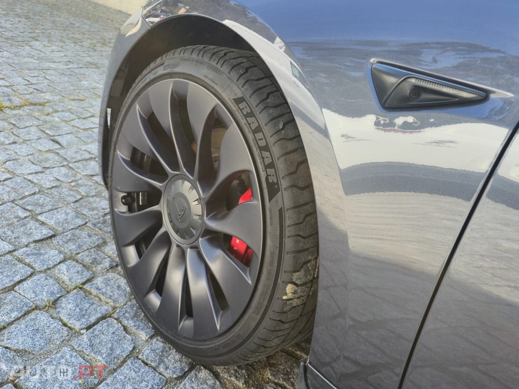 Tesla Model 3 Performance Dual Motor AWD