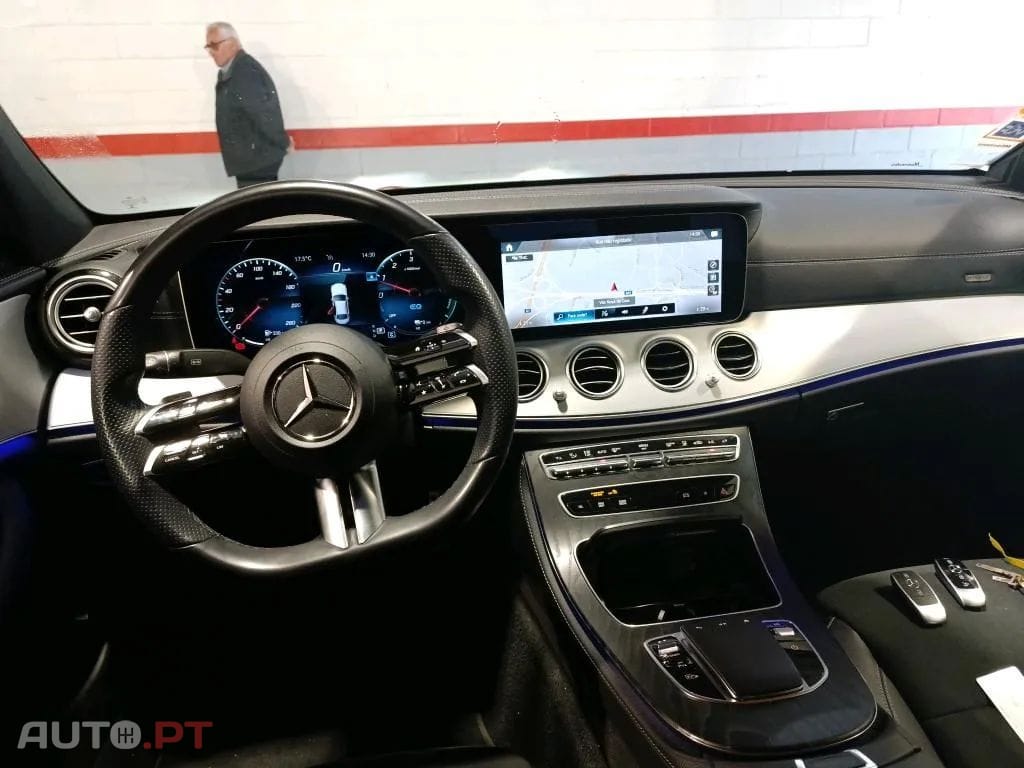 Mercedes-Benz E 300 de AMG Line