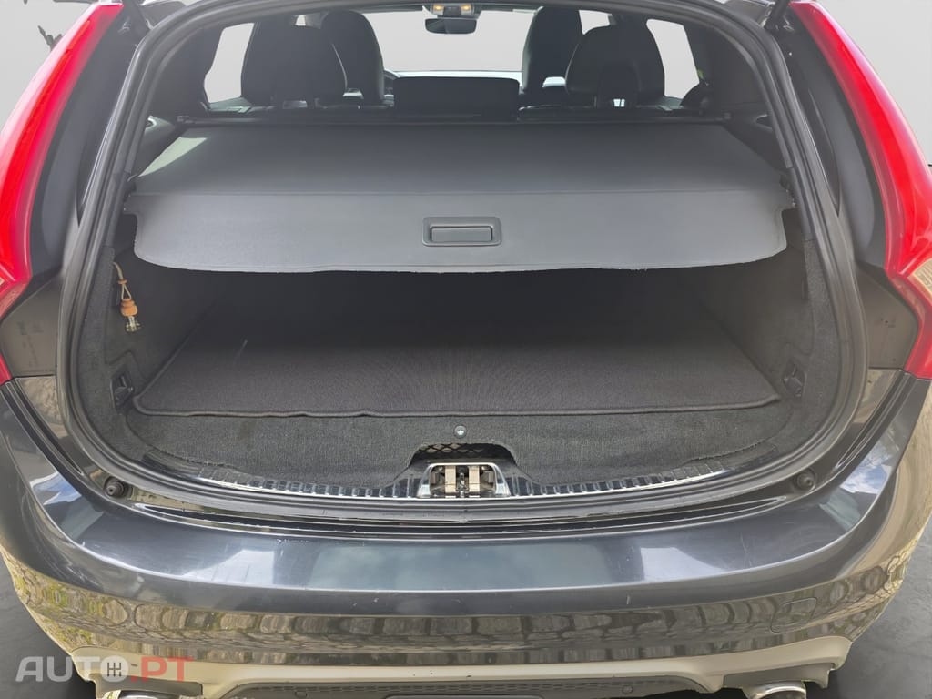 Volvo V60 D6 Twin Engine Geartronic RDesign — fotografia 14