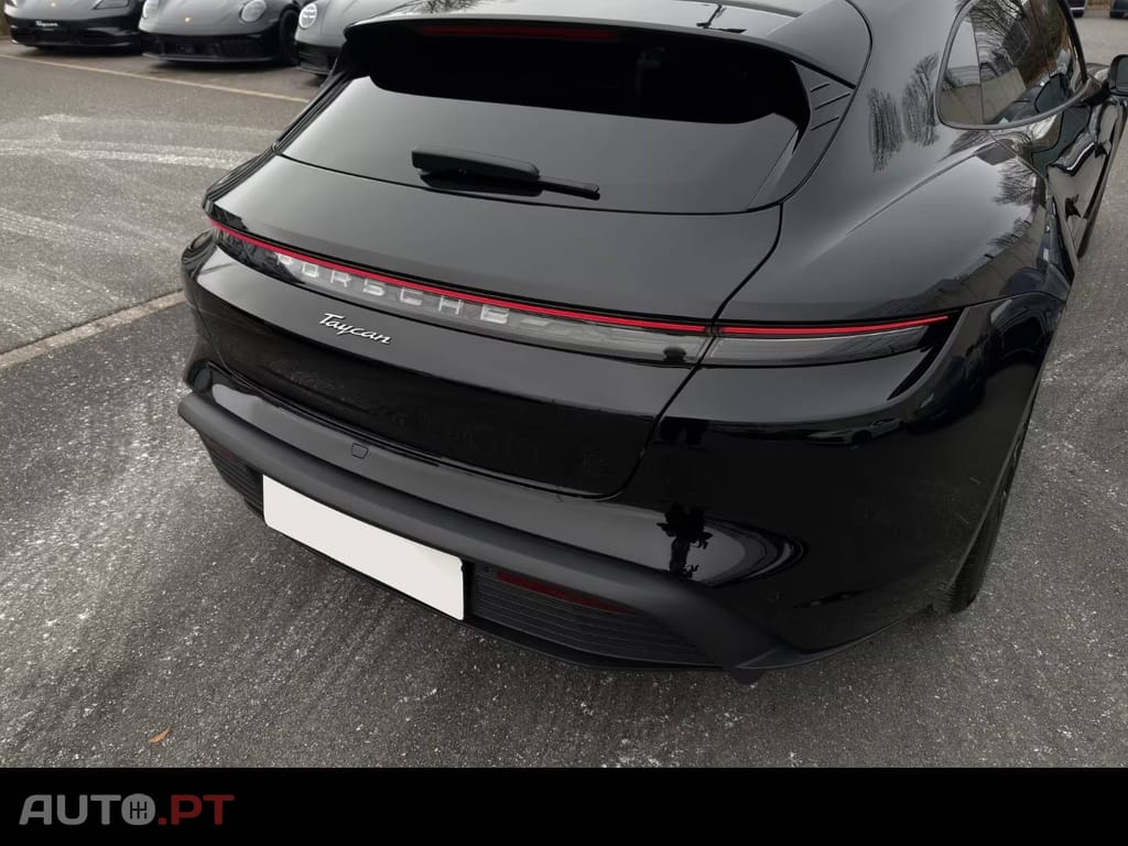 Porsche Taycan Bose