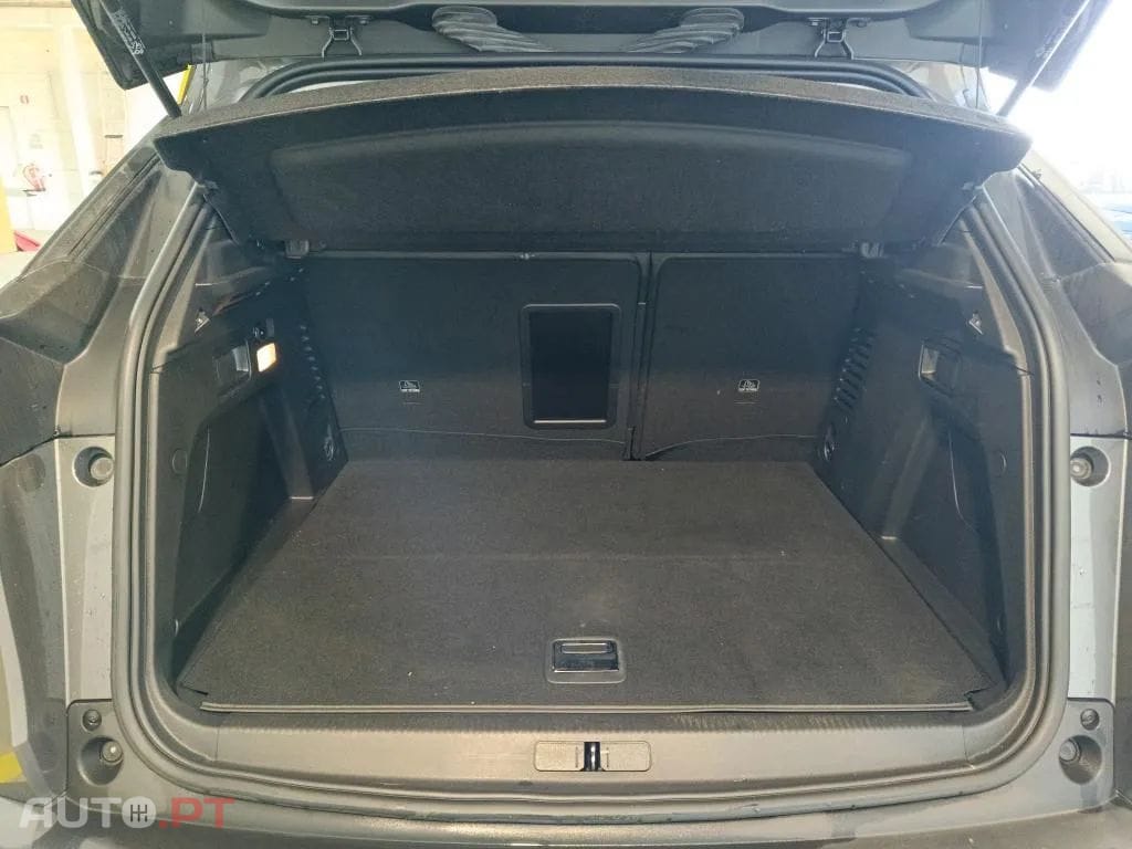 Peugeot 3008 1.6 Hybrid Allure Pack e-EAT8