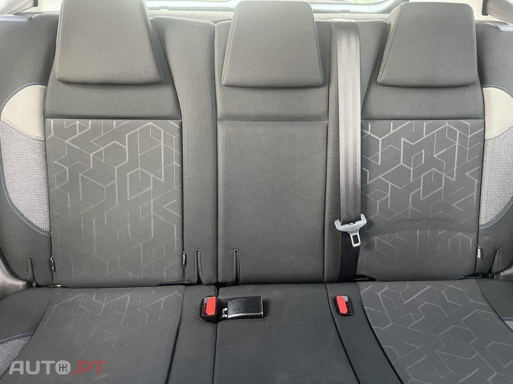 Peugeot 2008 1.5 BlueHDi Allure