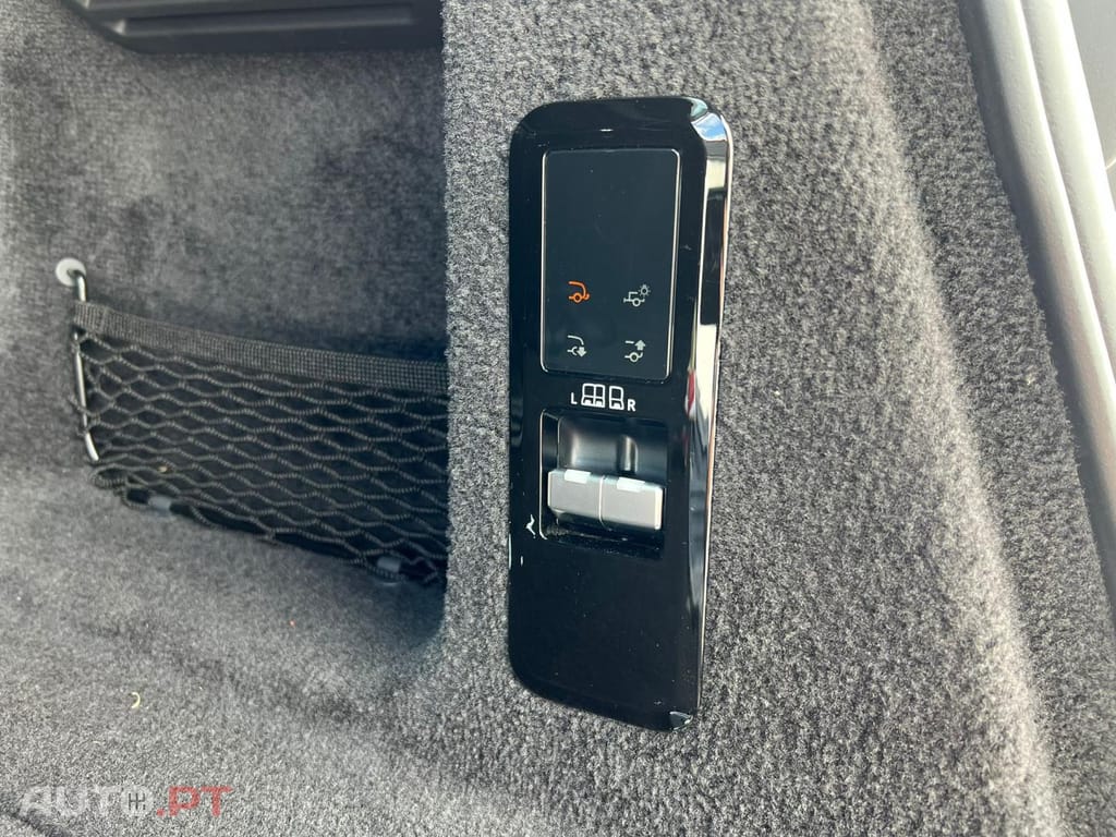 Land Rover Range Rover Sport 3.0 P440e Dynamic SE