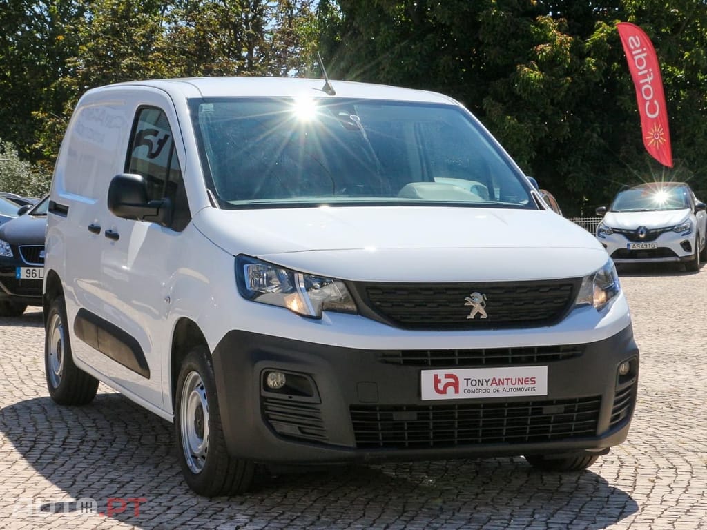 Peugeot Partner Outro