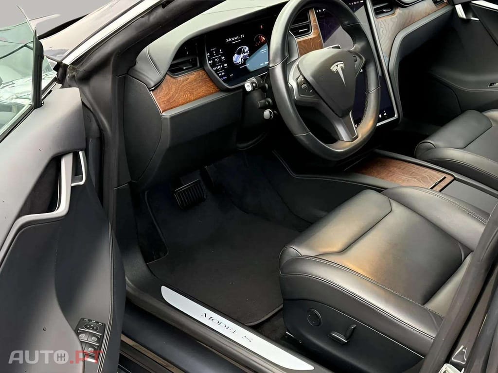 Tesla Model S Standard Range