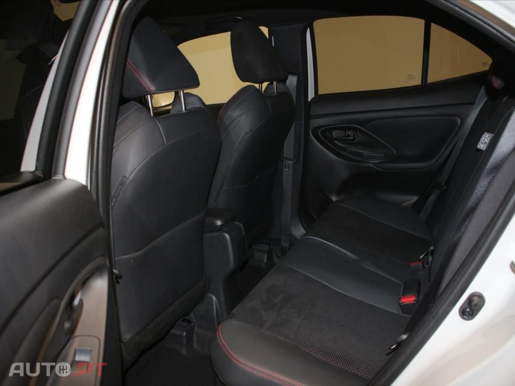 Toyota Yaris Cross 1.5 HDF GR Sport