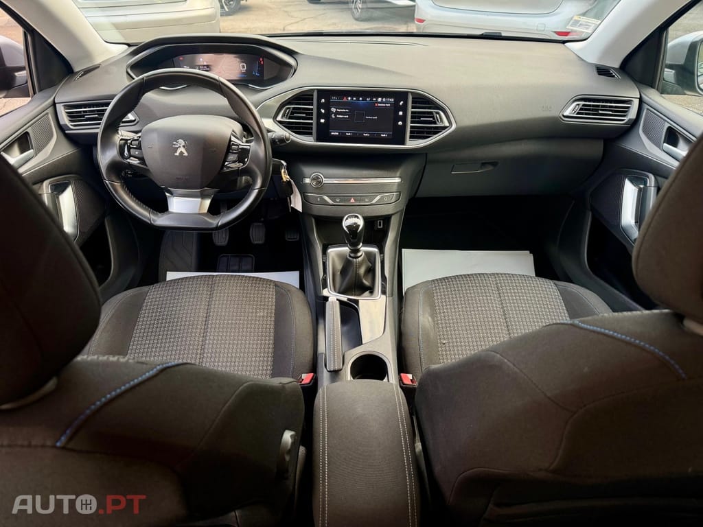 Peugeot 308 1.5 BlueHDi Style