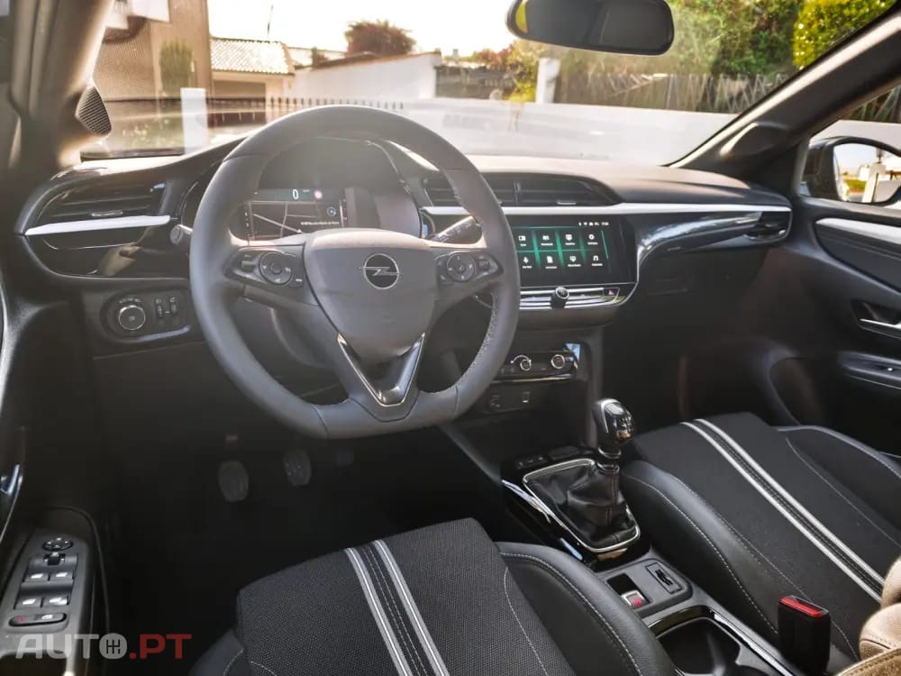 Opel Corsa 1.2 T GS
