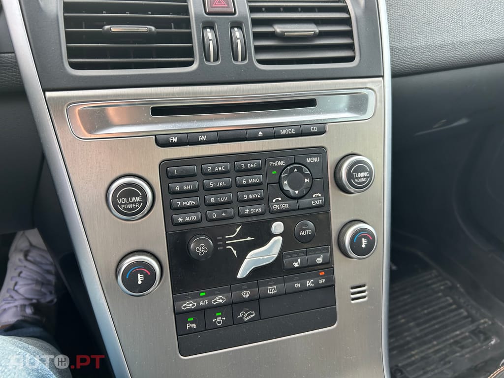 Volvo XC60 GEARTRONIC D5 AWD