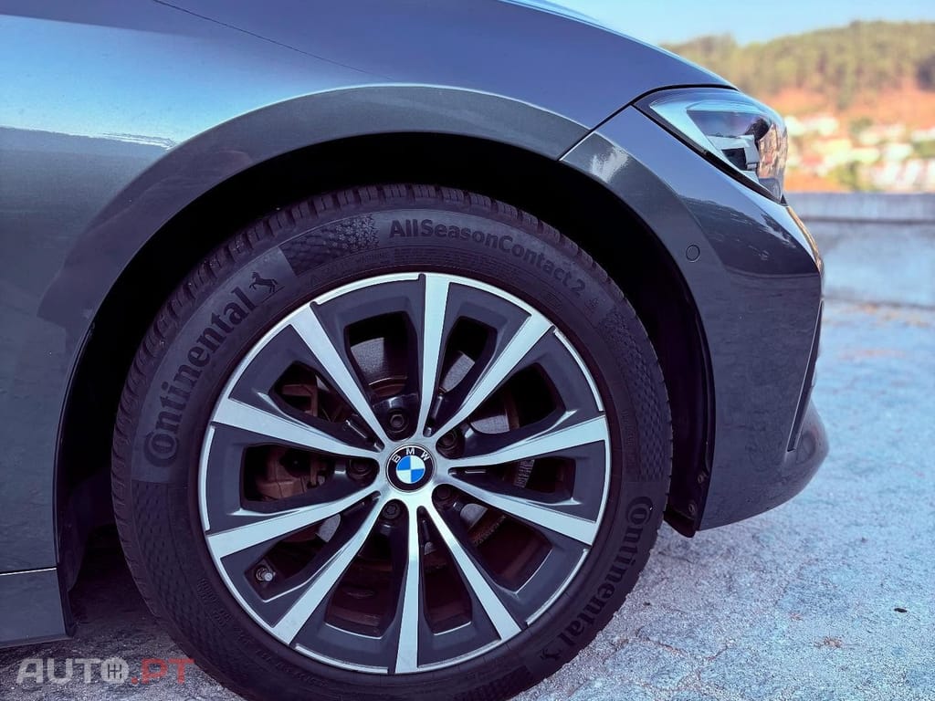 BMW 318 d Touring Auto