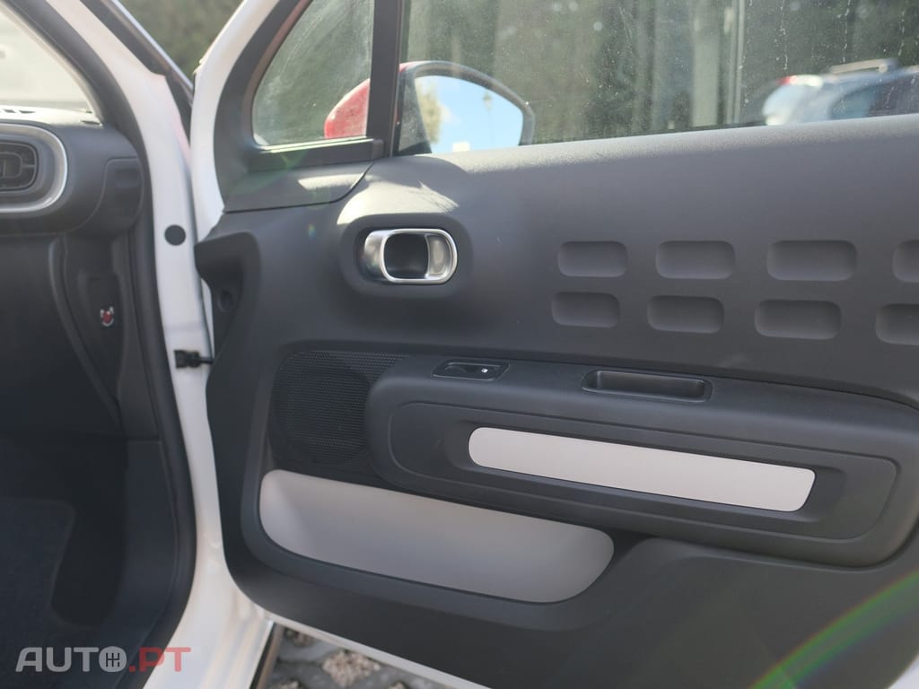 Citroen C3 1.2 PureTech Elle