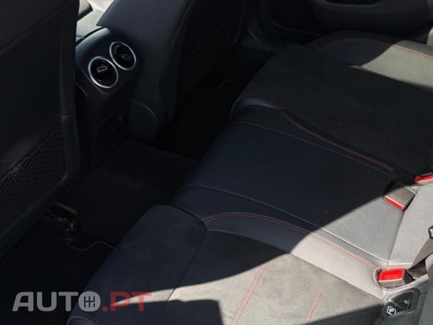 Mercedes-Benz CLA 250 e Shooting Brake AMG Line