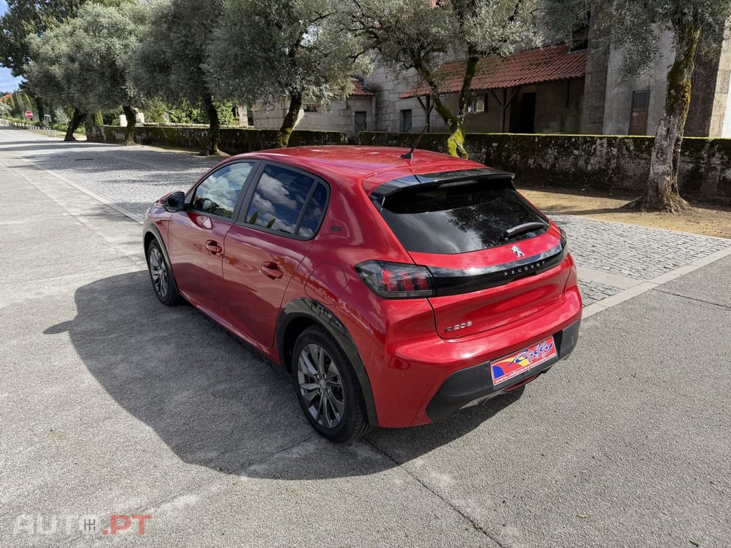 Peugeot E-208 50 kWh Allure