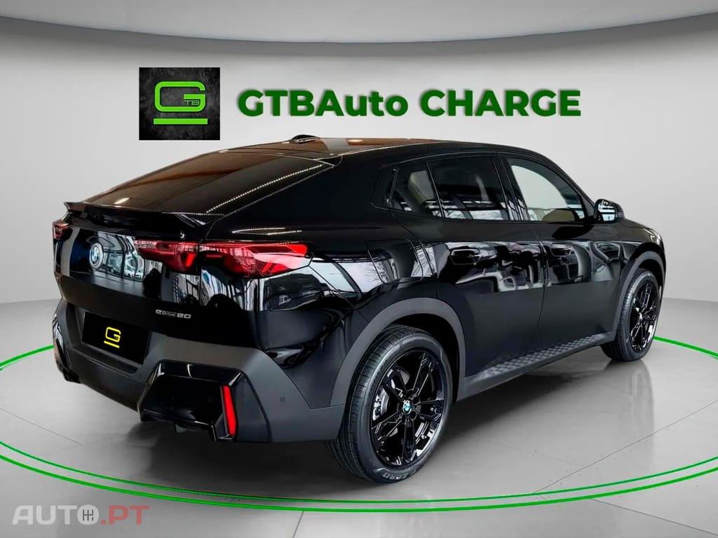 BMW iX2 eDrive20 
