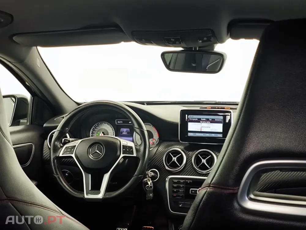 Mercedes-Benz A 180 (BlueEFFICIENCY) AMG Sport