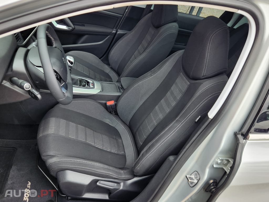 Peugeot 308 1.6 e-HDi Allure J17