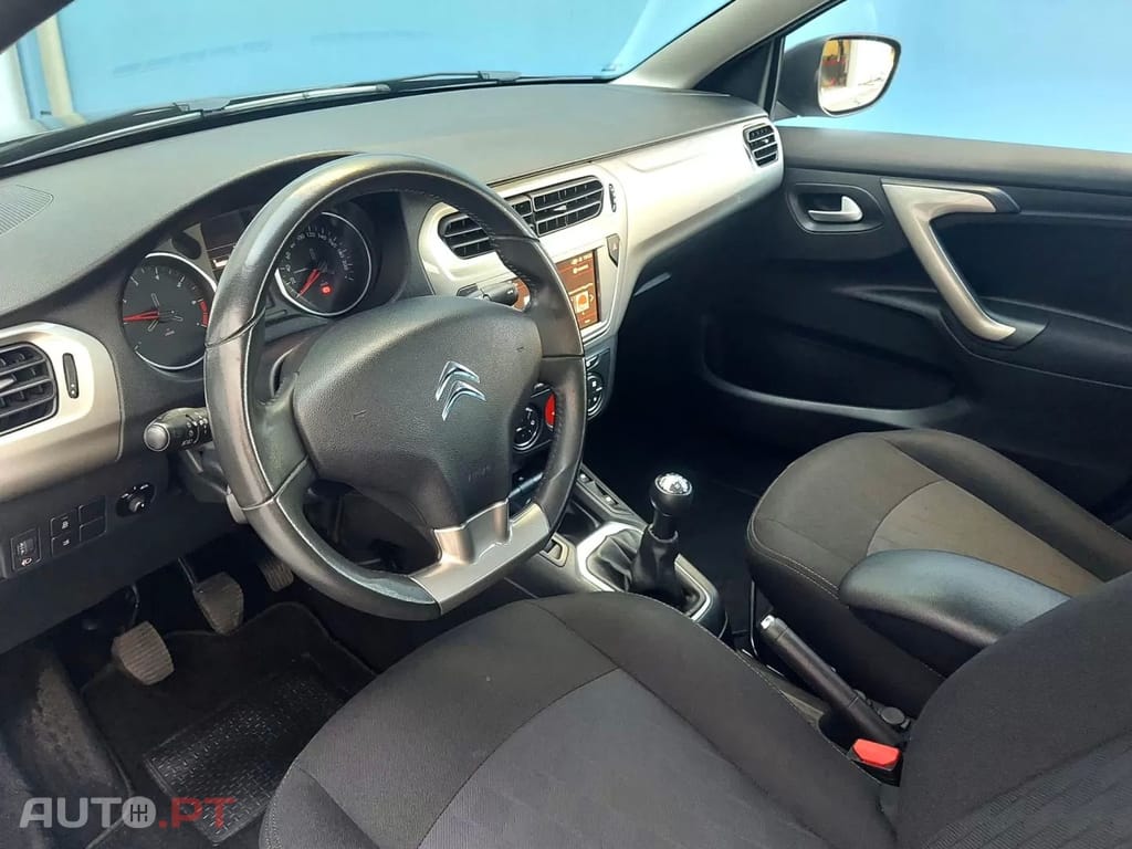 Citroen C-Elysée 1.2 PureTech Shine