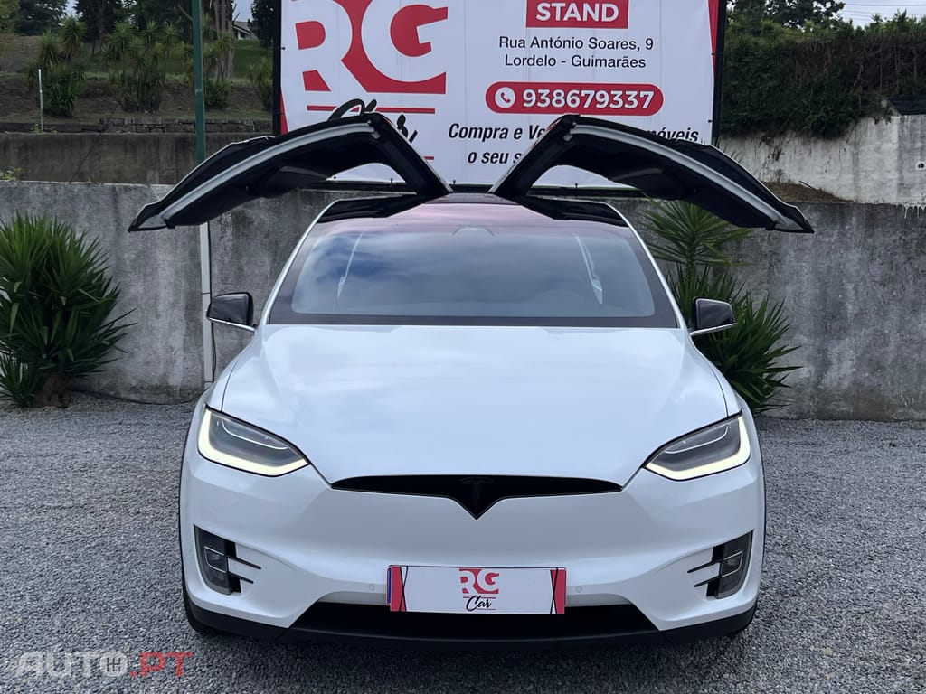 Tesla Model X Long Range Plus