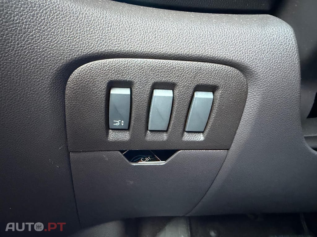 Renault Espace 1.6 dCi Initiale Paris EDC