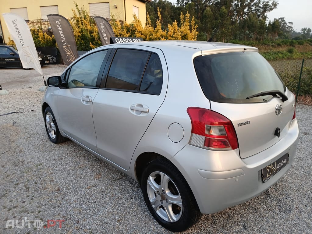 Toyota Yaris 1.0 VVT-I