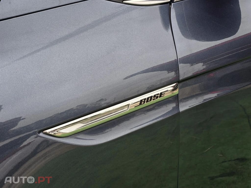 Renault Mégane 1.5 dCi Bose Edition EDC J18