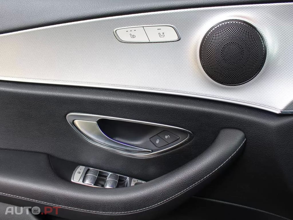 Mercedes-Benz E 300 de AMG Line