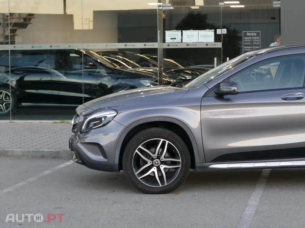 Mercedes-Benz GLA 220 d Urban