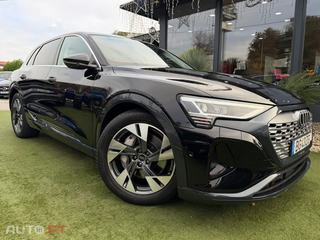 Audi Q8 E-Tron 55 quattro Advanced