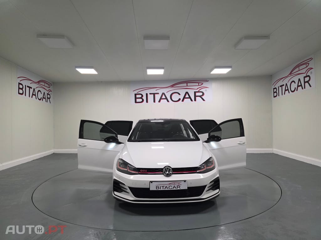Volkswagen Golf 2.0 TSI GTI DSG Performance